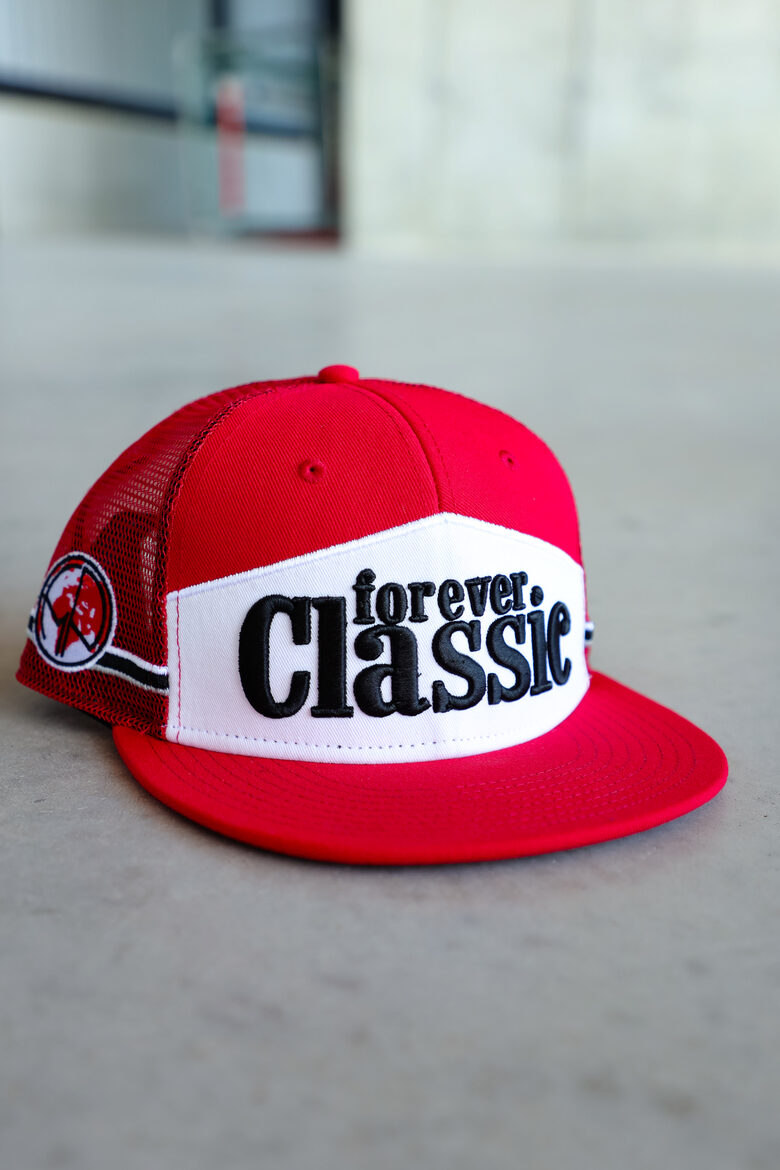 SNAPBACK CAP