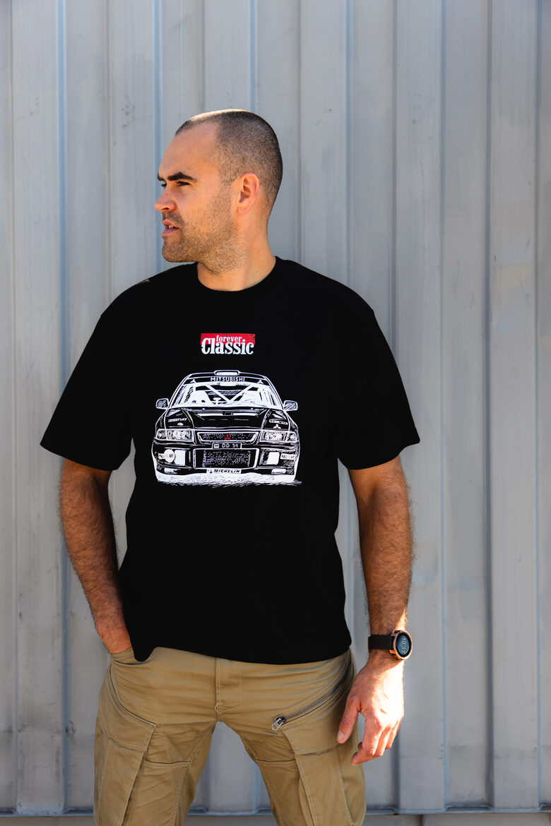 BLACK OVERSISE T-SHIRT